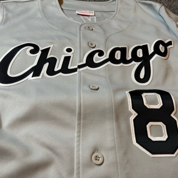 Bo Jackson Mitchell & Ness Chicago Whitesox Jersey - Picture 2 of 8